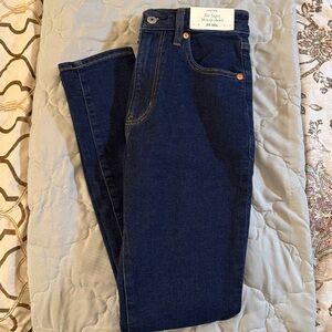 NWT Abercrombie & Fitch The Super Skinny Ankle - High Rise Jeans - Size 24